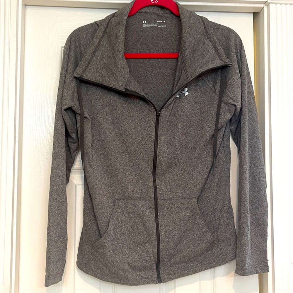 Underarmour light zip up jacket size medium